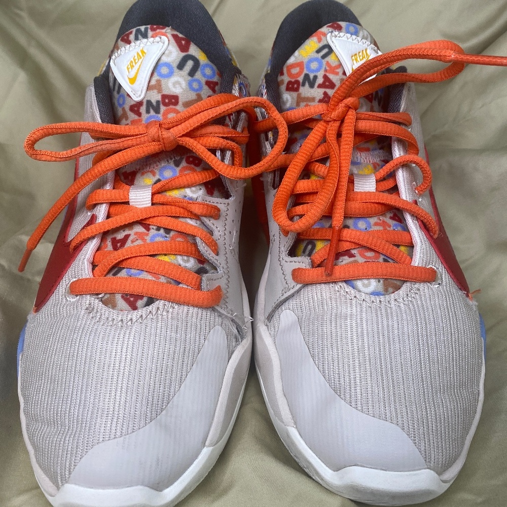 Nike Zoom Freak 2 Alphabet CW3162-001